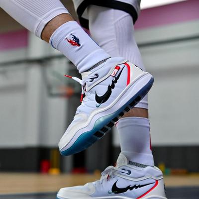 耐克AIR ZOOM G.T. HUSTLE 2 SD EP男子运动篮球鞋 FZ5057 DJ9404