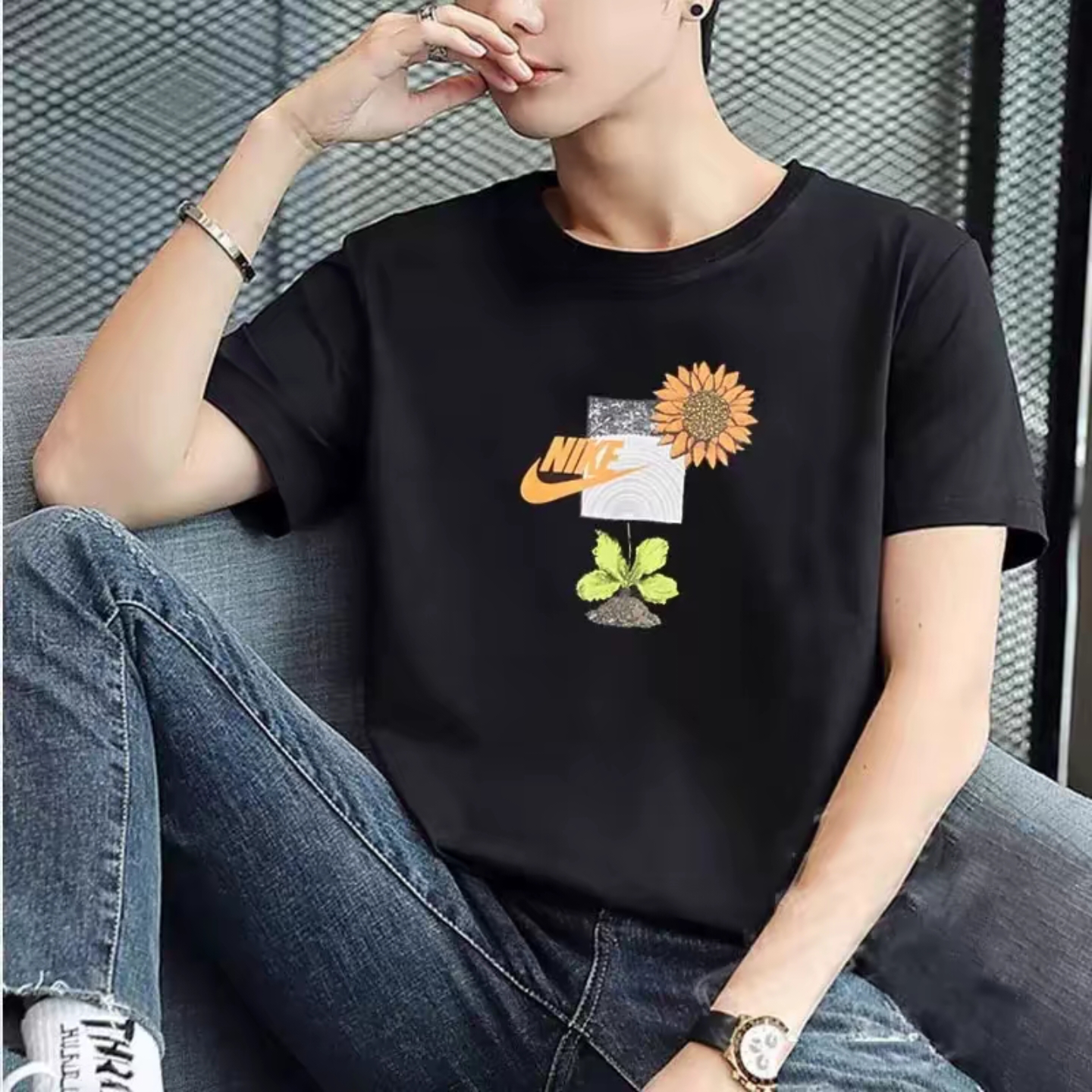 耐克男子圆领印花运动透气短袖