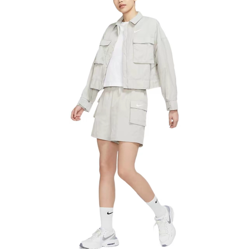 Nike/耐克 女子梭织工装跑步健身宽松休闲运动短裤DM6248-012