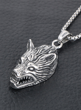 AH7欧美钛钢凶猛动物狼头吊坠仿旧个性设计挂饰毛衣链配饰项链