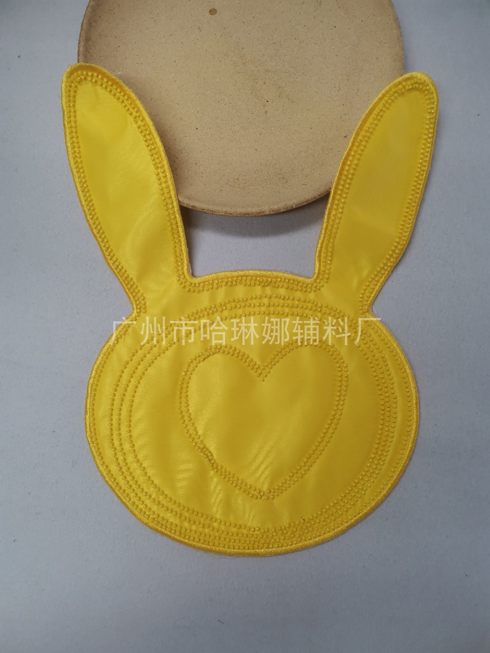 2022年夏季新品现货黄色兔子头