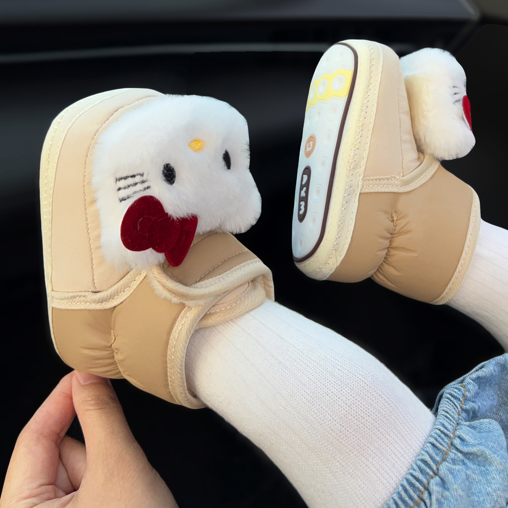 米嘟尔婴儿鞋女宝宝加绒加厚保暖