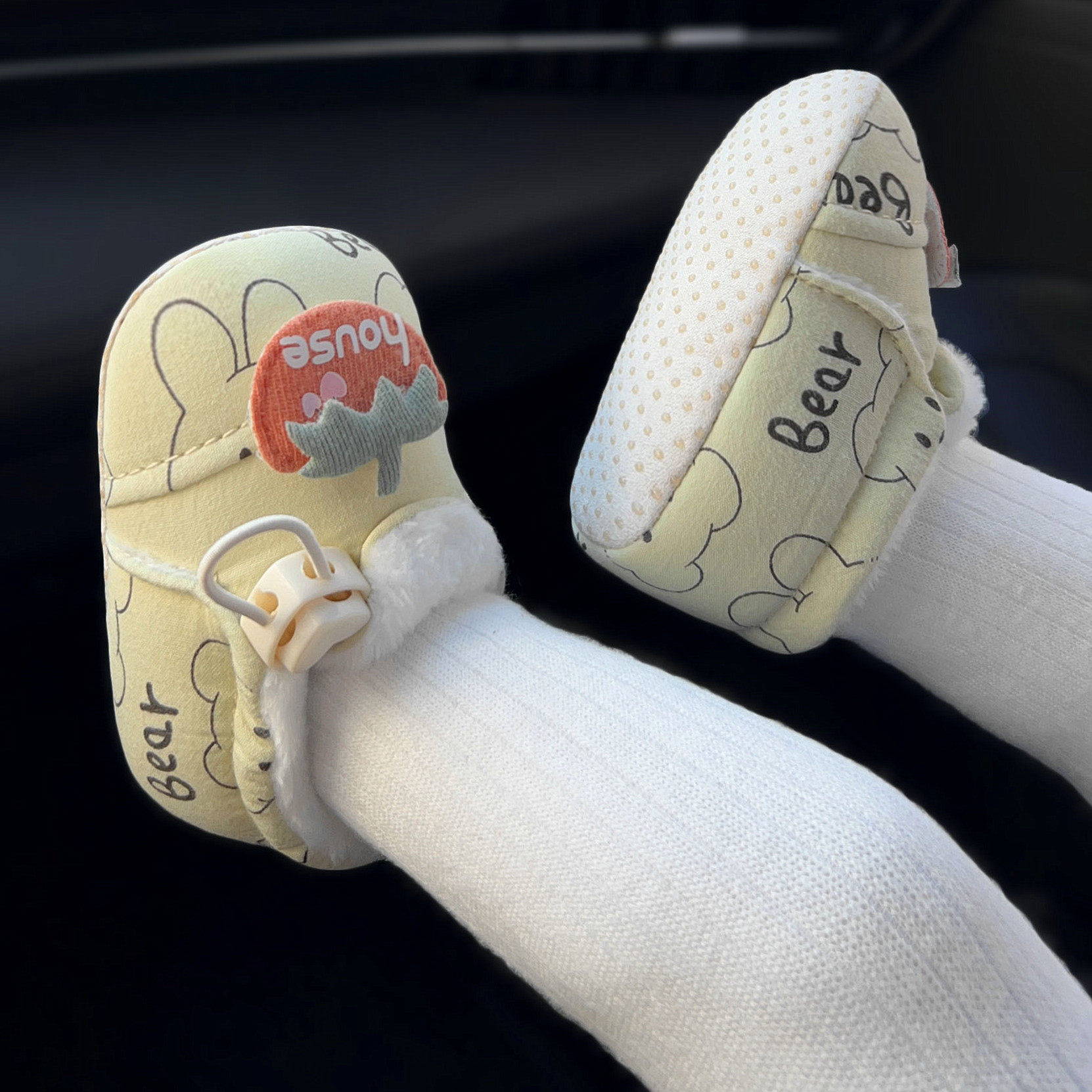 秋冬季婴儿加绒防掉软底脚套