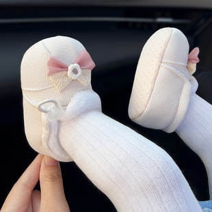 冬季加绒加厚学步鞋女宝宝新生婴儿步前棉鞋软底小月龄婴儿鞋抽绳