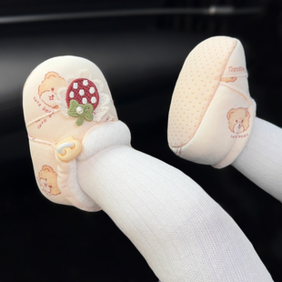 子0到6到12个月秋冬加厚保暖软底步前鞋 新生婴儿鞋 防掉 婴儿鞋 冬季