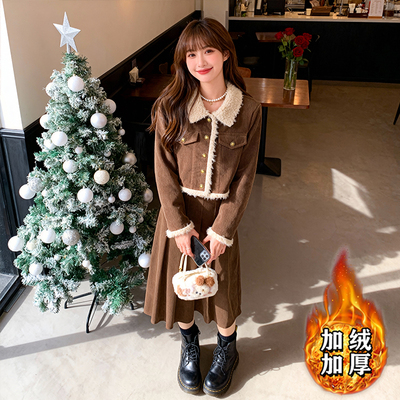 2025秋冬季新款高端保暖时尚圣诞战袍毛领外套半身裙套装2572