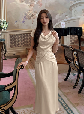 2026夏季新款法式高级感绝美时尚收腰气质优雅修身连衣裙女D8749