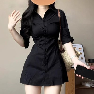 法式气质polo衬衫连衣裙子女2025新款收腰修身显瘦小黑裙D0612