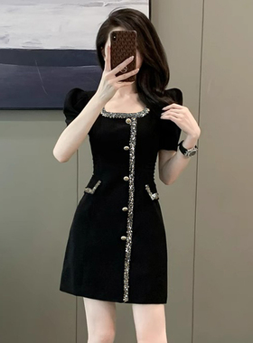 法式小香风黑色方领泡泡袖连衣裙女夏季高端轻奢洋气修身D1755