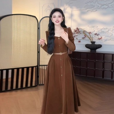 送腰带2025秋季新款流行穿搭法式复古长袖遮肚子连衣裙QY0055