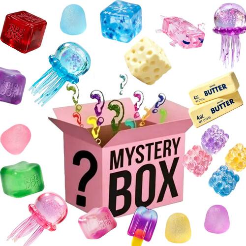 Blueberry Squeak Holiday Sticky Mysterious Blind Box, Random