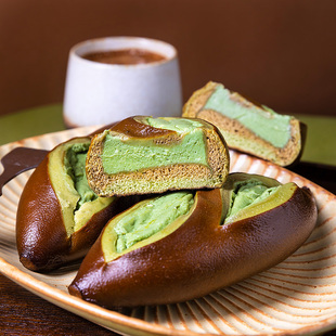 抹茶奶酪碱水面包抹茶面包手工学生早餐面包代餐吐司下午茶