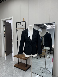 通勤百搭黑色显瘦长袖款西服外套春秋简约修身女款