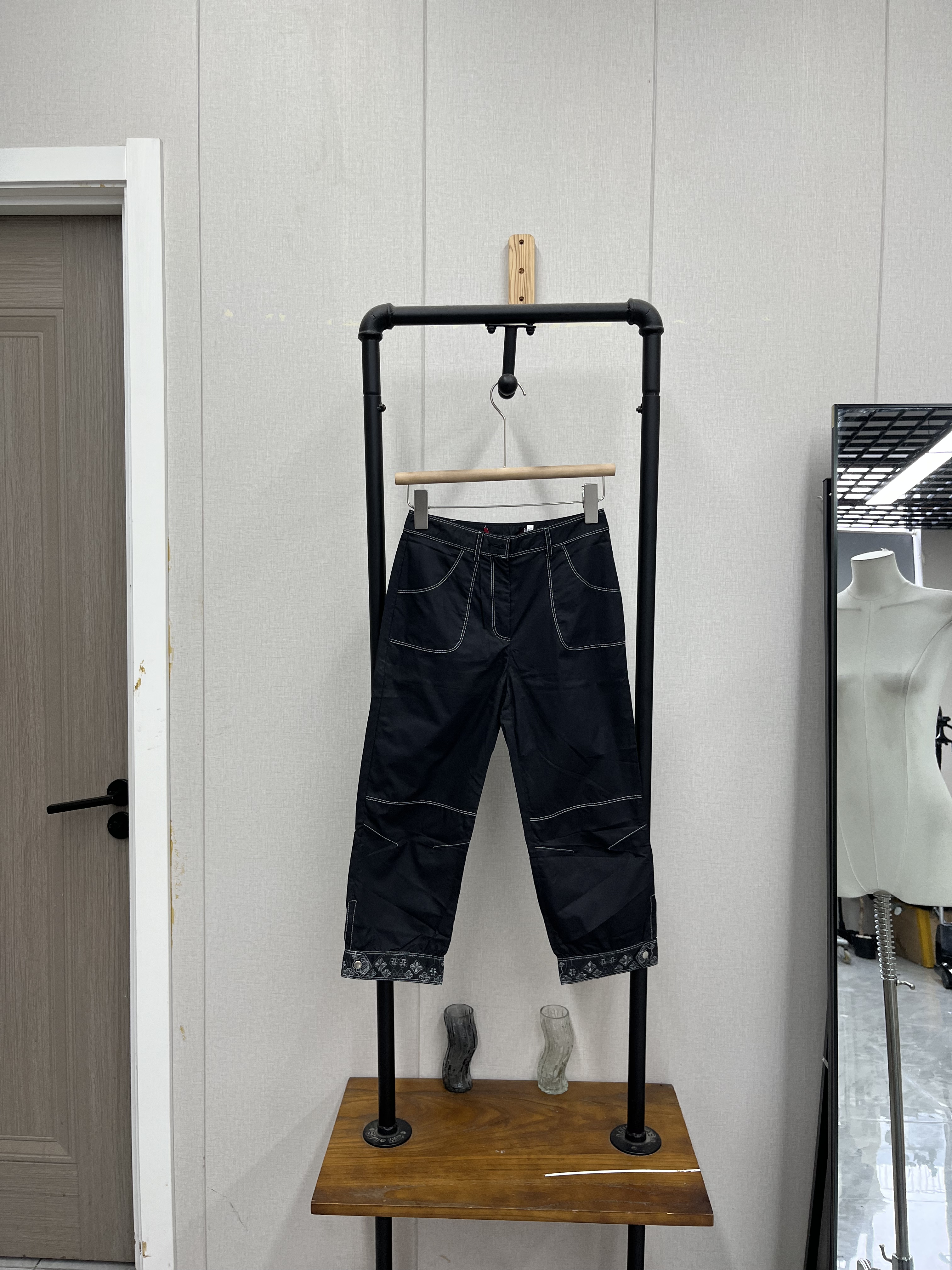 复古七分裤高级刺绣款黑色春夏款减龄显瘦百搭款