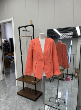 亮色系春秋款一粒扣西服外套百搭休闲通勤简约款