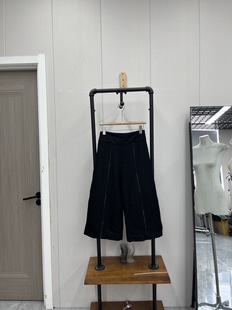 休闲 百搭黑色减龄显瘦七分裤 秋冬款 高腰呢料阔腿裤