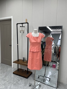 百搭圆领款 甜美粉色系小香风连衣裙夏季 修身 短袖 款