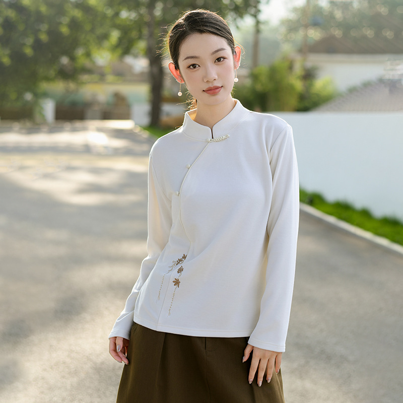 2025秋冬新款中国风德绒打底衫女可外穿新中式复古刺绣内搭上衣