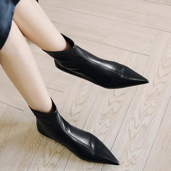 小跟短靴头细厘米百搭性感黑色