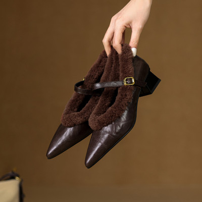 法式复古风毛毛玛丽珍鞋女粗跟尖头一字扣加绒浅口单鞋粗跟兔毛