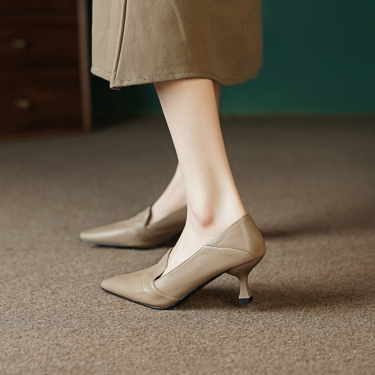 韩式真皮牛皮尖头细跟单鞋女春秋通勤百搭浅口中跟杏色气质百搭