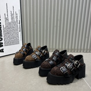 低帮单鞋 两穿尖头粗跟玛丽珍鞋 女 女2026新款 皮带扣豹纹厚底乐福鞋