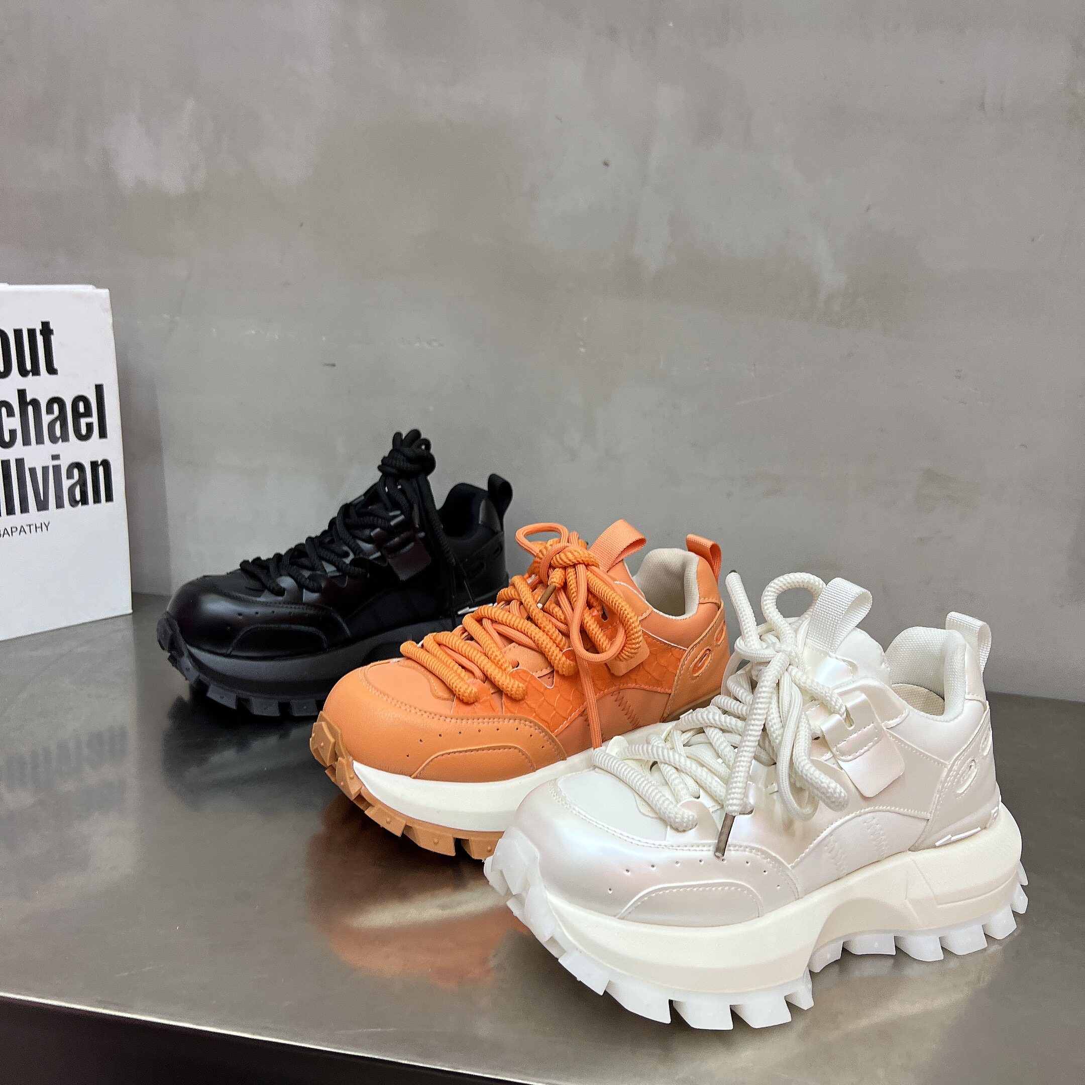 欧货真皮厚底松糕老爹鞋女2026新款系带阿甘鞋百搭超轻单鞋休闲鞋