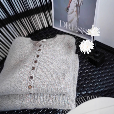 2024秋冬新款浣熊绒花纱混色慵懒针织上衣氛围软糯外穿毛衣开衫