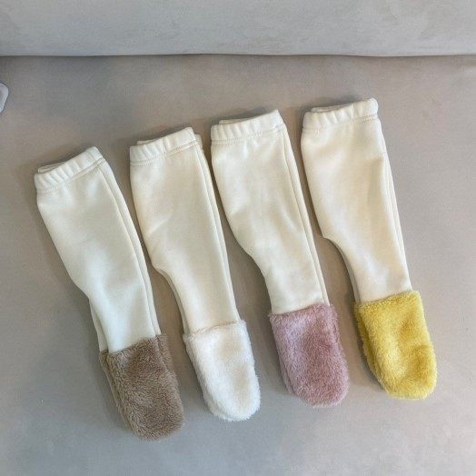 现货韩国进口婴儿可爱毛绒包脚连裤袜男女宝宝加绒大PP裤打底袜