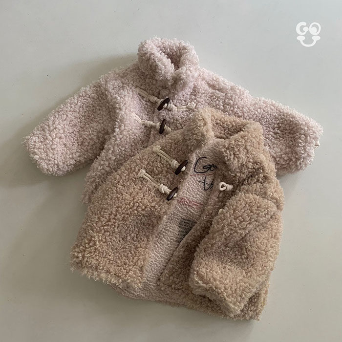 韩国婴幼童装复古时髦羊角扣毛绒外套冬款保暖羊羔绒毛毛大衣gou