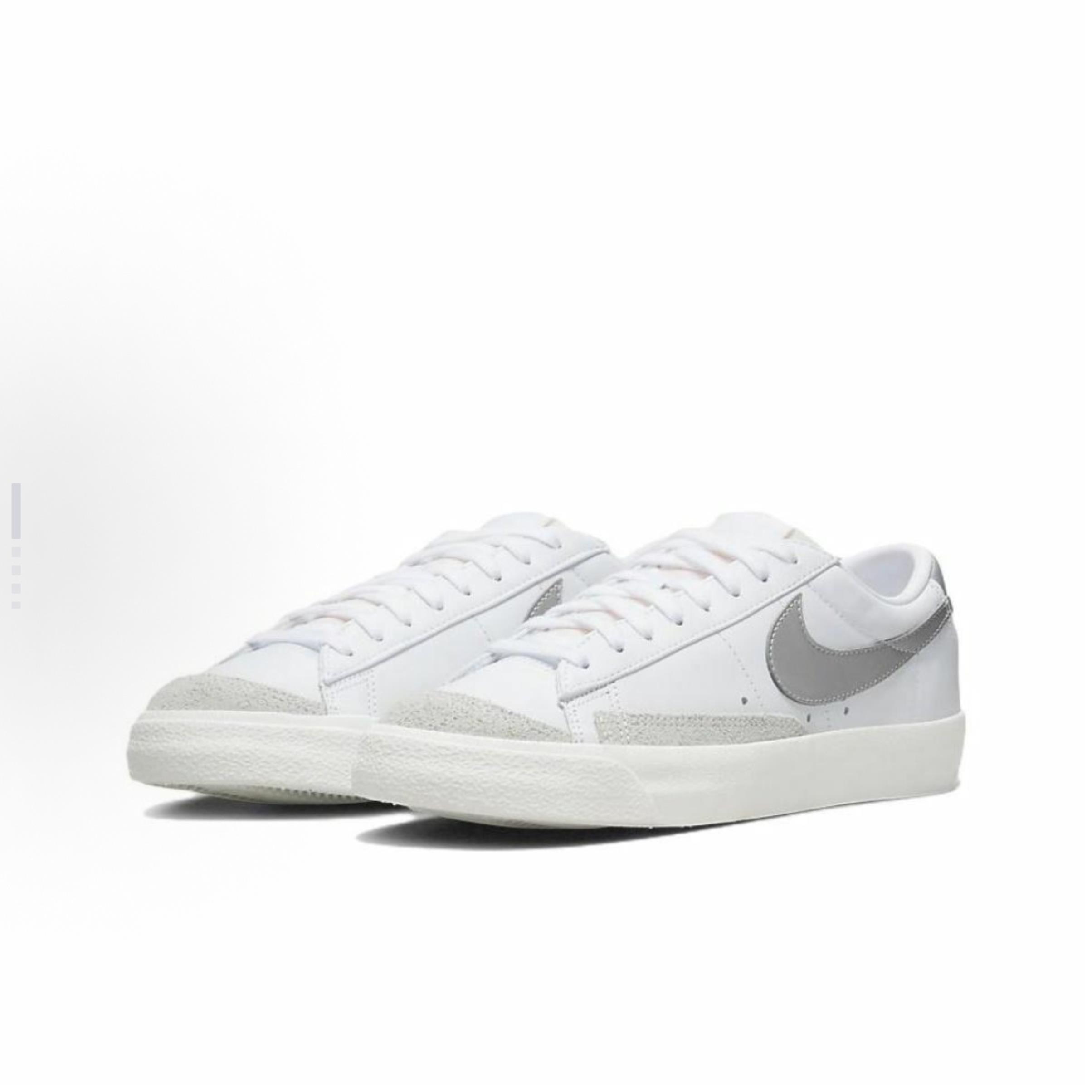 Nike Blazer '77 低帮 板鞋 女款 白银DC4769-113