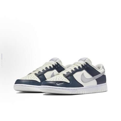 Nike Dunk Low 低帮 板鞋 女款