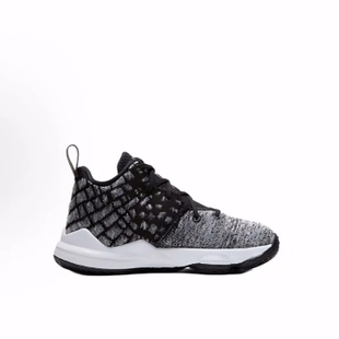 防滑轻便 XVII 低帮 儿童篮球鞋 中小童 Nike 黑白 LeBron