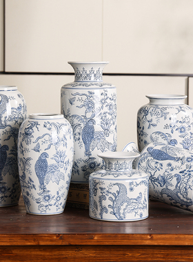 青花瓷花瓶客厅摆件新中式插花古典陶瓷美式装饰复古玄关瓷器冬青