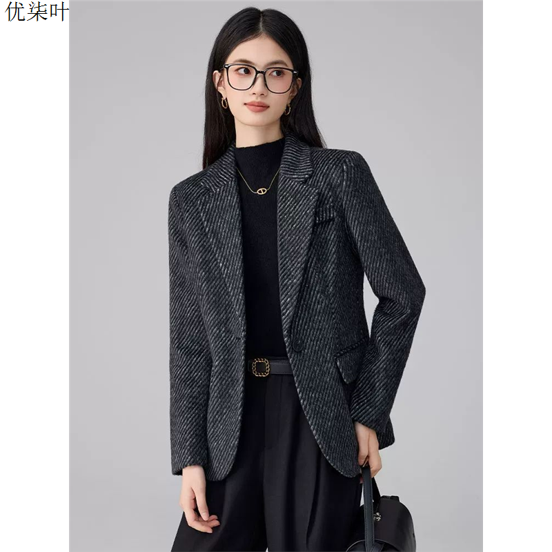 黑色西装毛呢外套女2025新款秋冬高级感气质名媛休闲羊毛西服上衣
