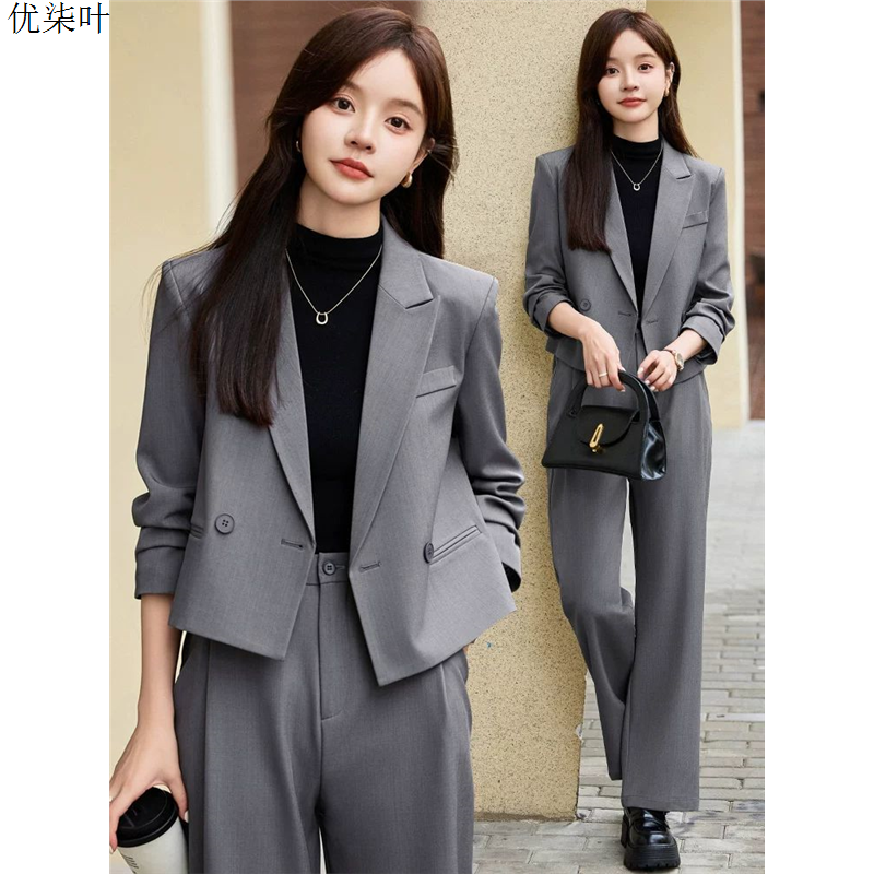 灰色西装外套女秋冬2025新款高级感小个子正装职业装短款西服套装