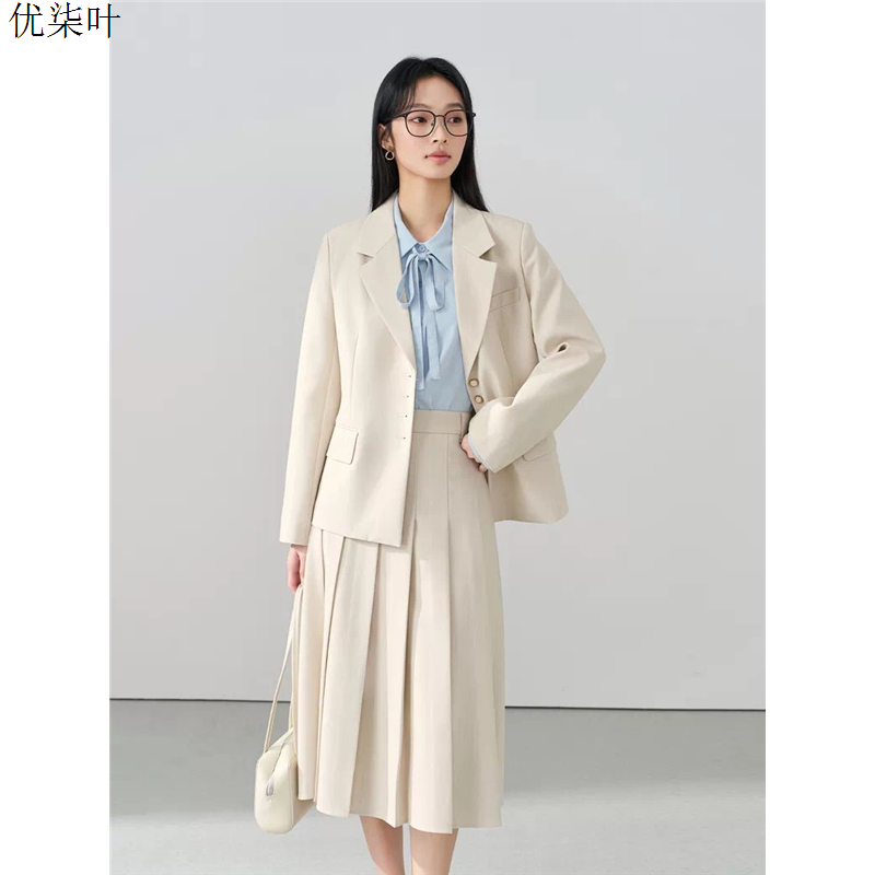 杏色面试西装外套女士春秋季职业正装小个子穿搭西服套装