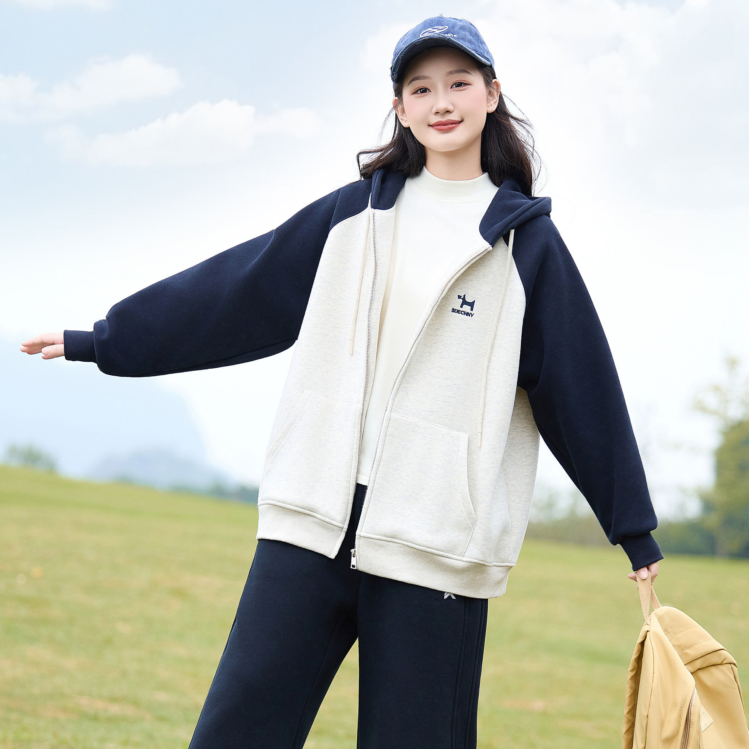 初中生春秋装外套女卫衣春季套装中学生上衣两件套2026少女休闲裤