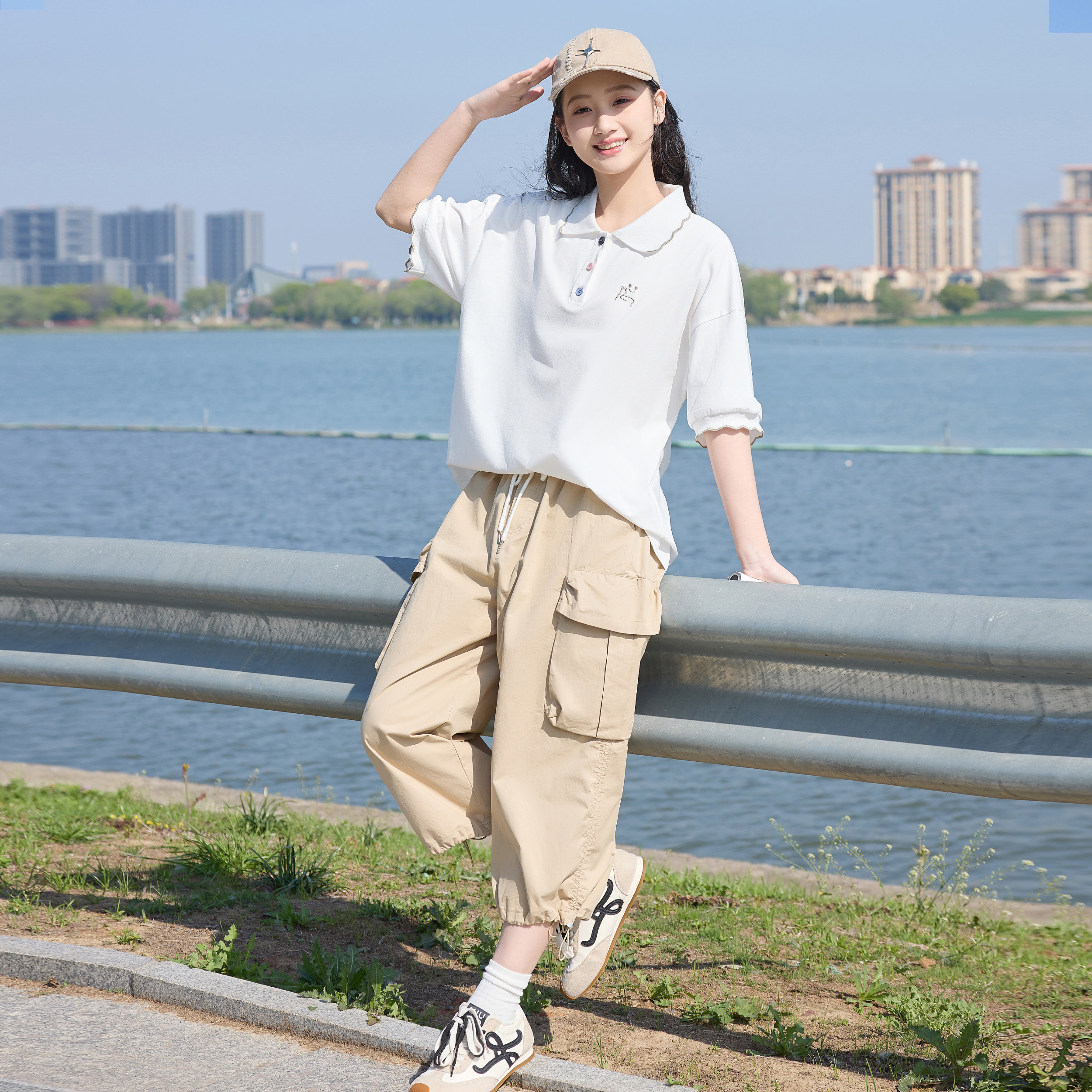 简约休闲白T恤初中生白色POLO衫女学生夏季小翻领纽扣t恤衫棉上衣