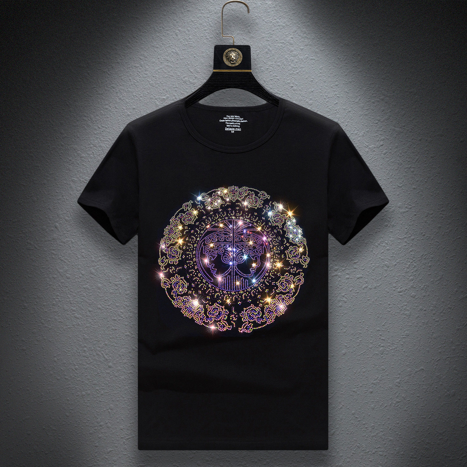 欧洲站夏季新款男士烫钻短袖t恤男精神小伙修身半袖潮流圆领体恤