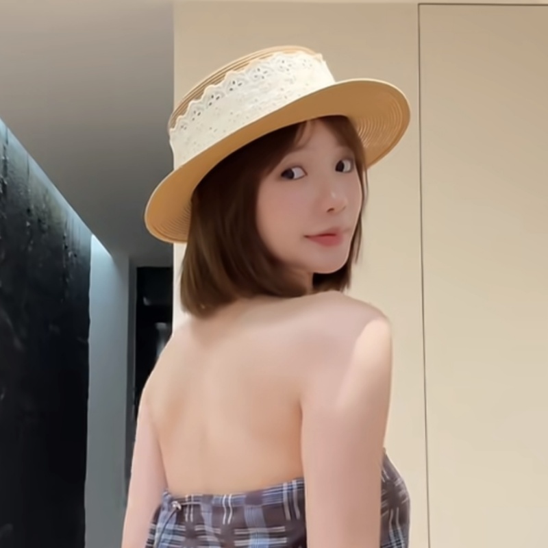 发财宅女同款帽子女法式蕾丝细草平顶小礼帽海边度假遮阳防晒草帽