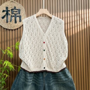 大码爆款春秋镂空针织马甲女士时髦洋气马夹无袖背心毛线坎肩上衣