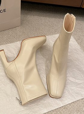 迪丽米迪 白色靴子女秋冬2024年新款弹力瘦瘦靴方头短靴女高跟靴