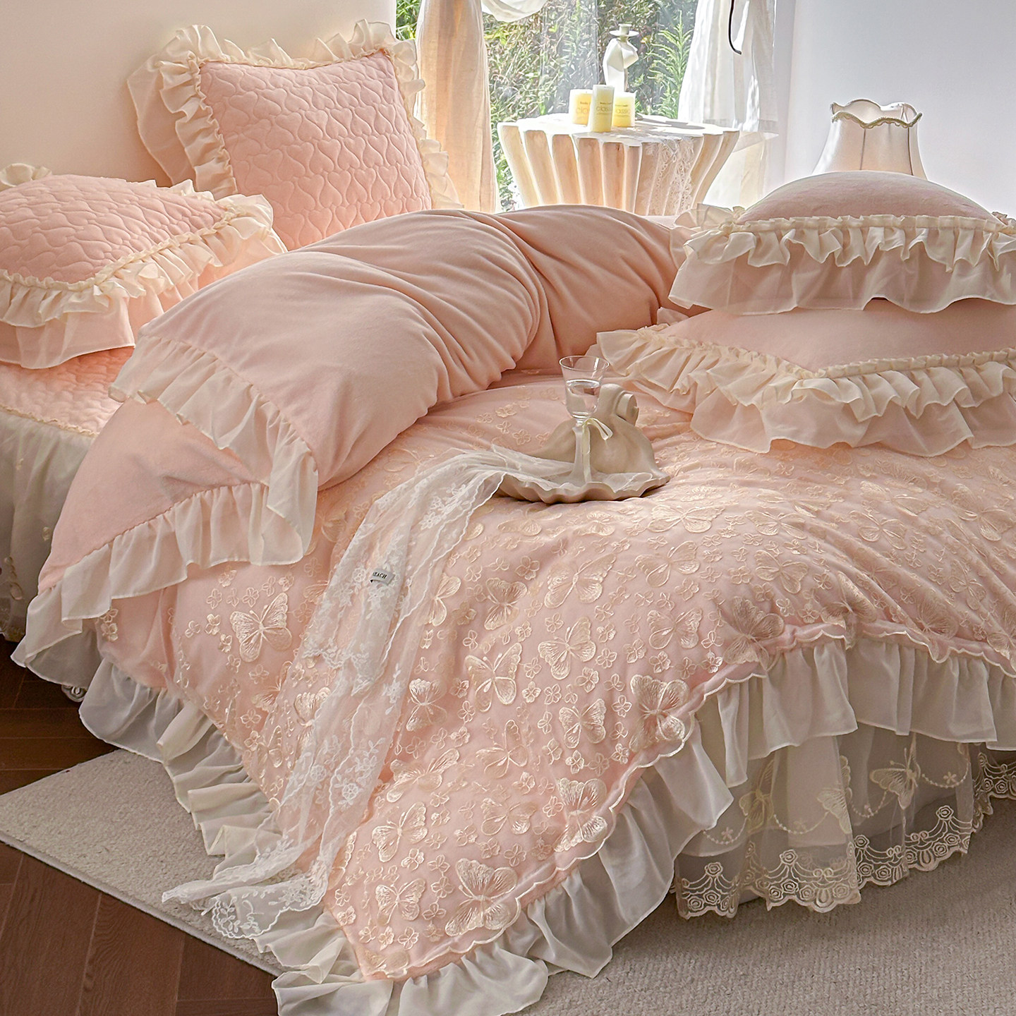 法式公主风蕾丝花边牛奶绒床上四件套冬季保暖毛绒被套加厚床盖款