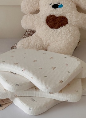 2025新款卡通四季通用全棉华夫格可水洗硅胶儿童1-3岁枕枕头枕芯