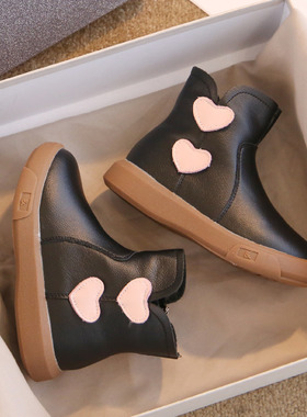 黑色真皮女童短靴加绒爱心2025冬新款保暖儿童棉靴子短筒公主皮靴
