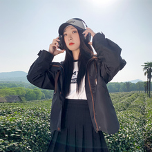 爱依服美迹旗舰店春秋季外套女款冲锋衣2024新款爆款小个子夹克登