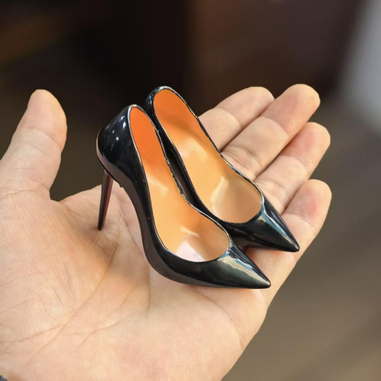 适合1/4人偶公仔穿的黑色高跟鞋