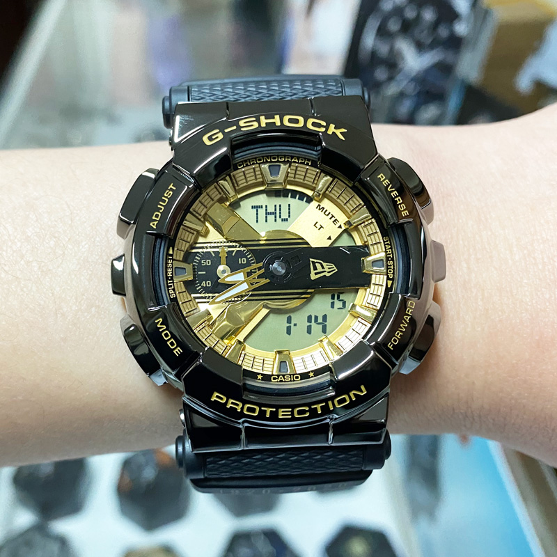 卡西欧NEWERA联名款双显男表