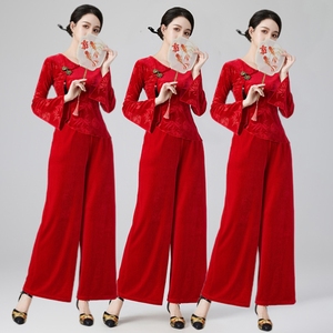 2025新款广场舞服装套装秋冬款中老年金丝绒舞蹈服演出服女喇叭袖